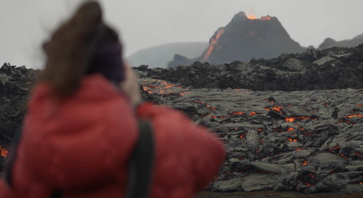 'Volcanic Eruption in Iceland - Heli Austria Iceland', video screenshot